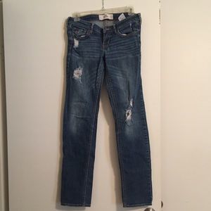Hollister ripped skinny jeans